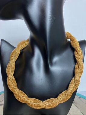 📿Gold Tone Braided/Twisted Mesh Collar Necklace - Elegant Women's Jewelry